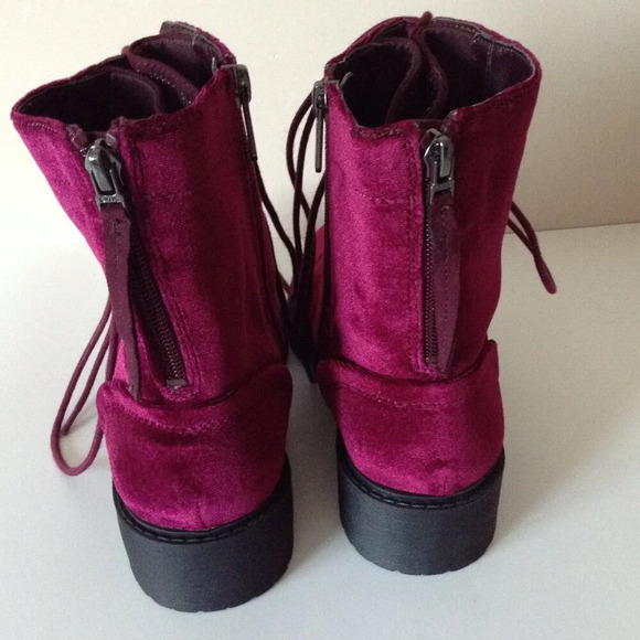 Sam Edelman Circus Women's Red Velvet Lace Up Combat Boots Size 7.5 WW - Picture 3 of 11